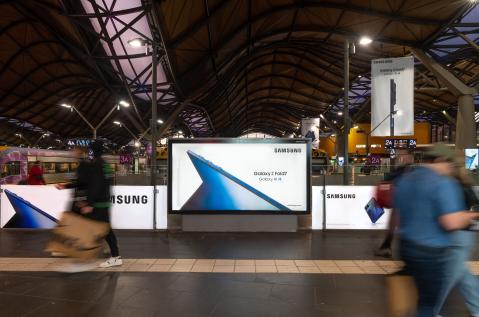JCDecaux Station Domination, Southern Cross Station, Melbourne, Samsung 