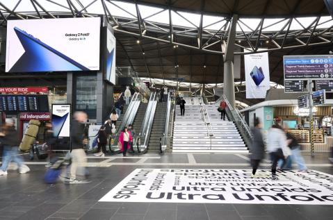 JCDecaux Station Domination, Southern Cross Station, Samsung, Melbourne