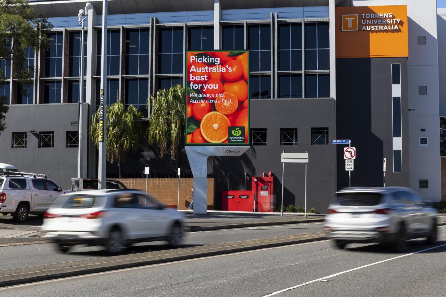 JCDecaux Aspire Network, Story Bridge North, QLD, Woolworths