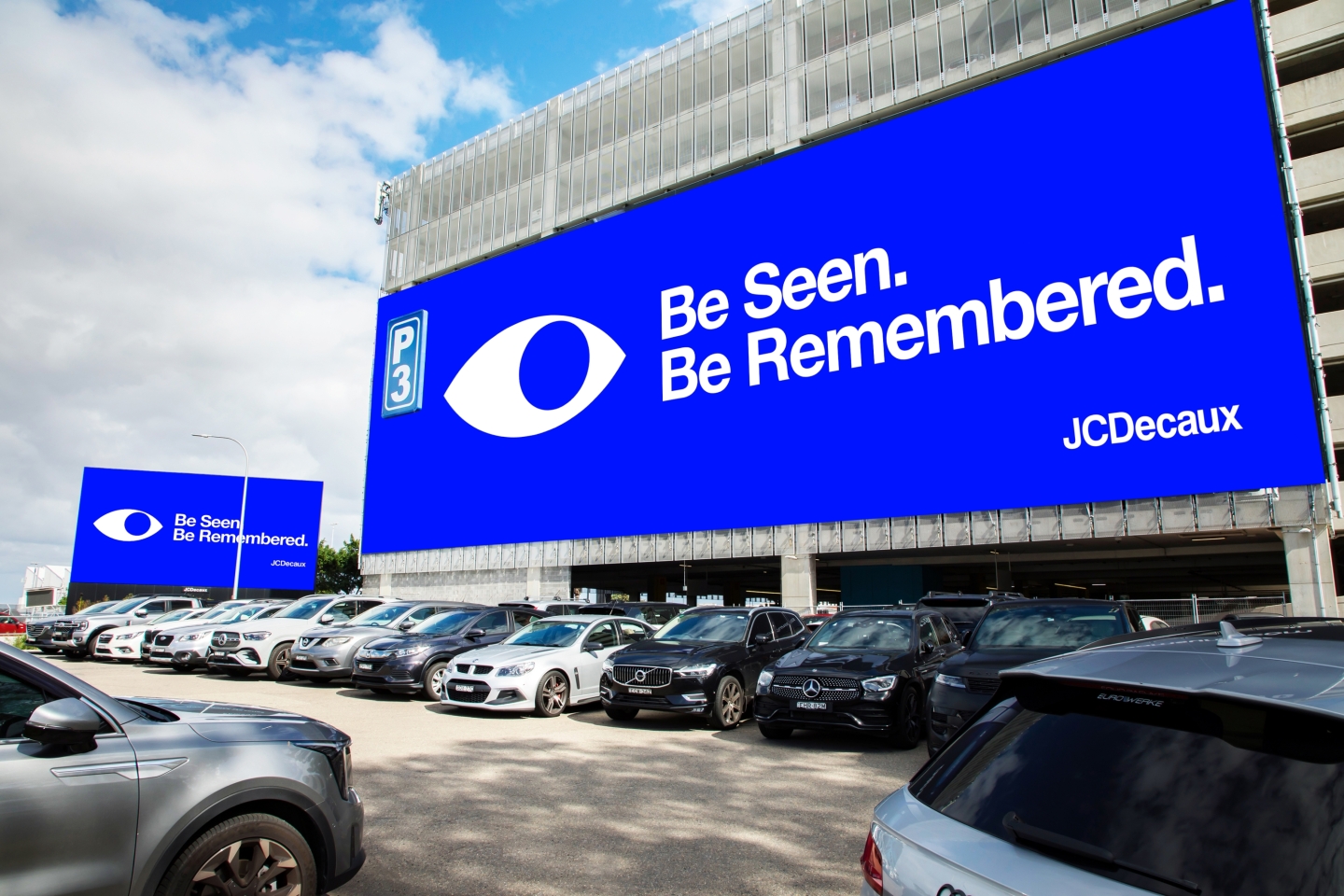 JCDecaux Australia large format billboard Sydney Airport