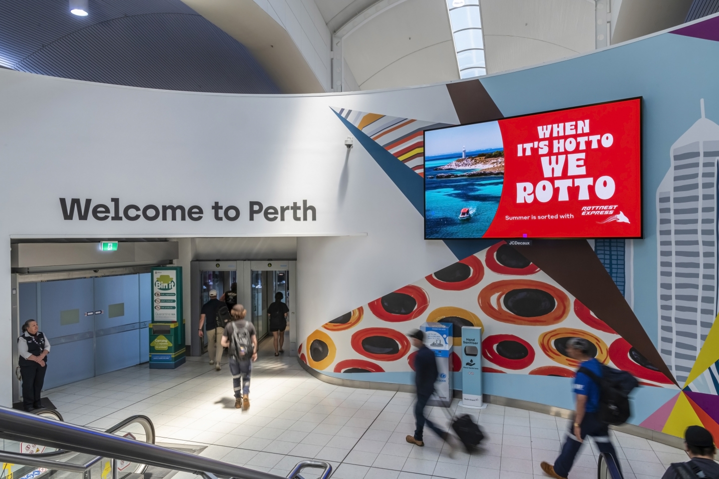 JCDecaux advertising at Perth Airport