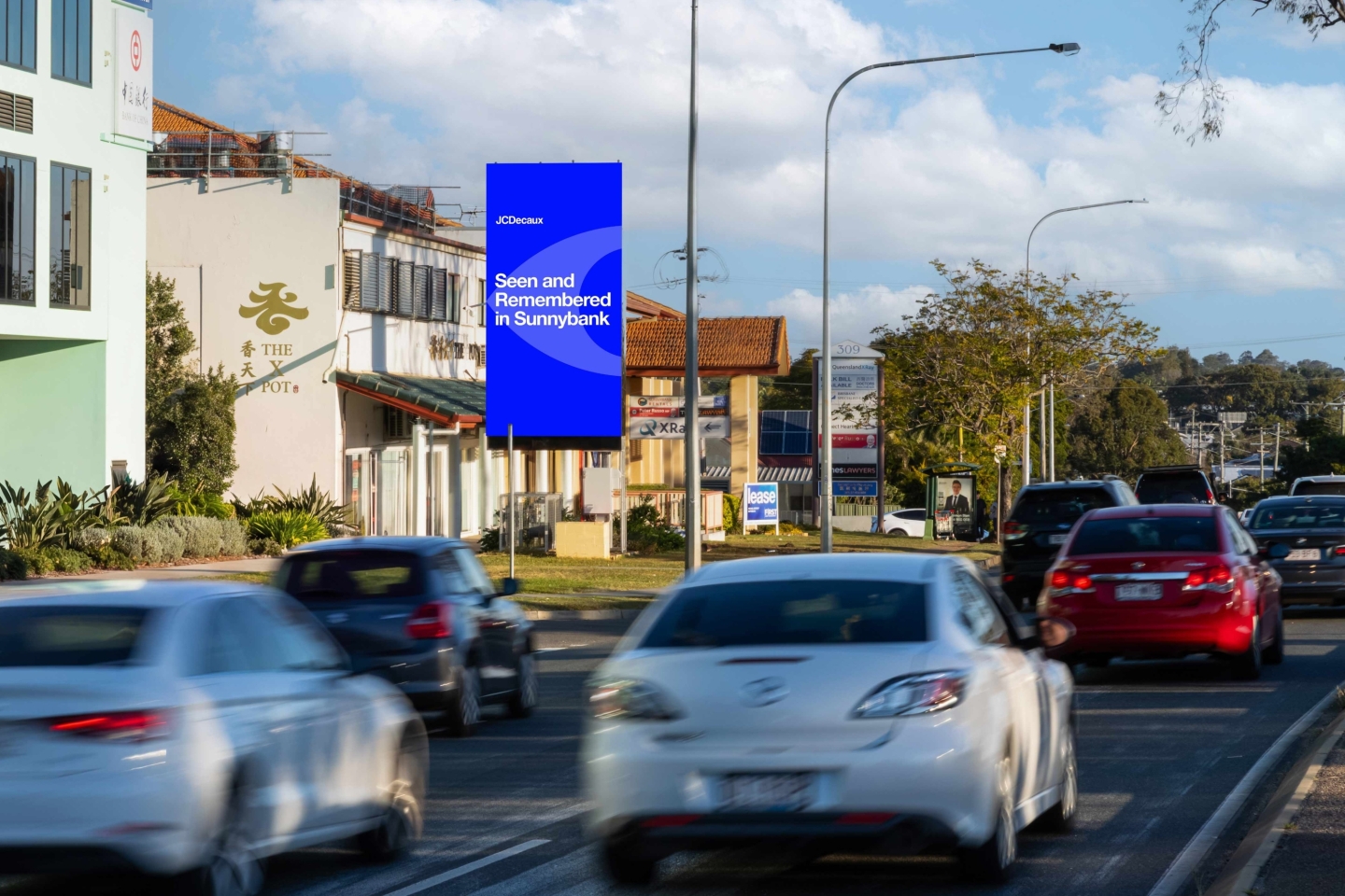 JCDecaux Australia large format digital billboard Mains Road Brisbane