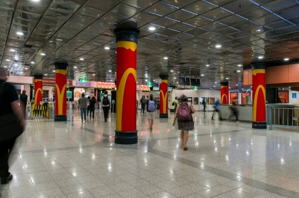 Adelaide train station advertising with jcdecaux australia