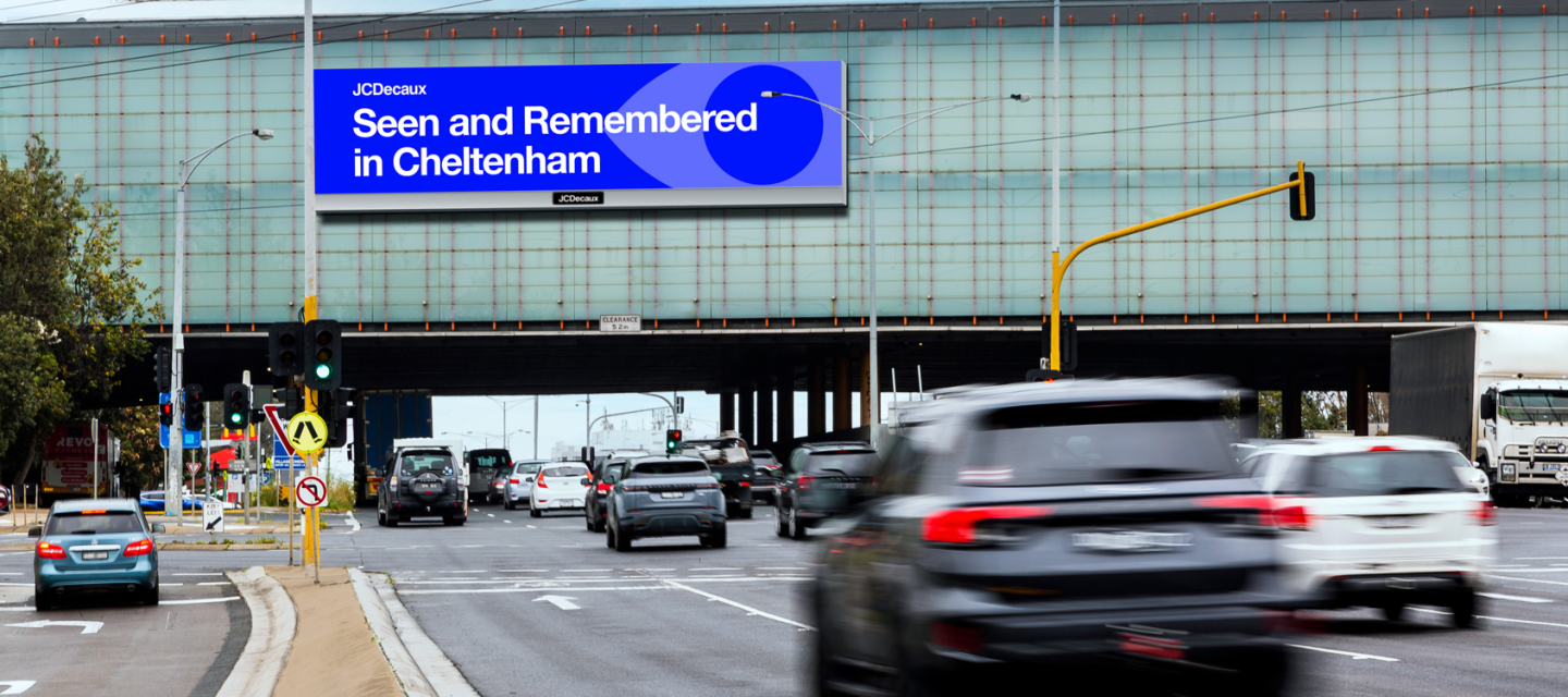 JCDecaux Australia Nepean HIghway Melbourne Scentre Group overpass