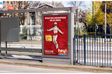 Hey! telecom Data Lover Affiche 2m² Saint Valentin JCDecaux