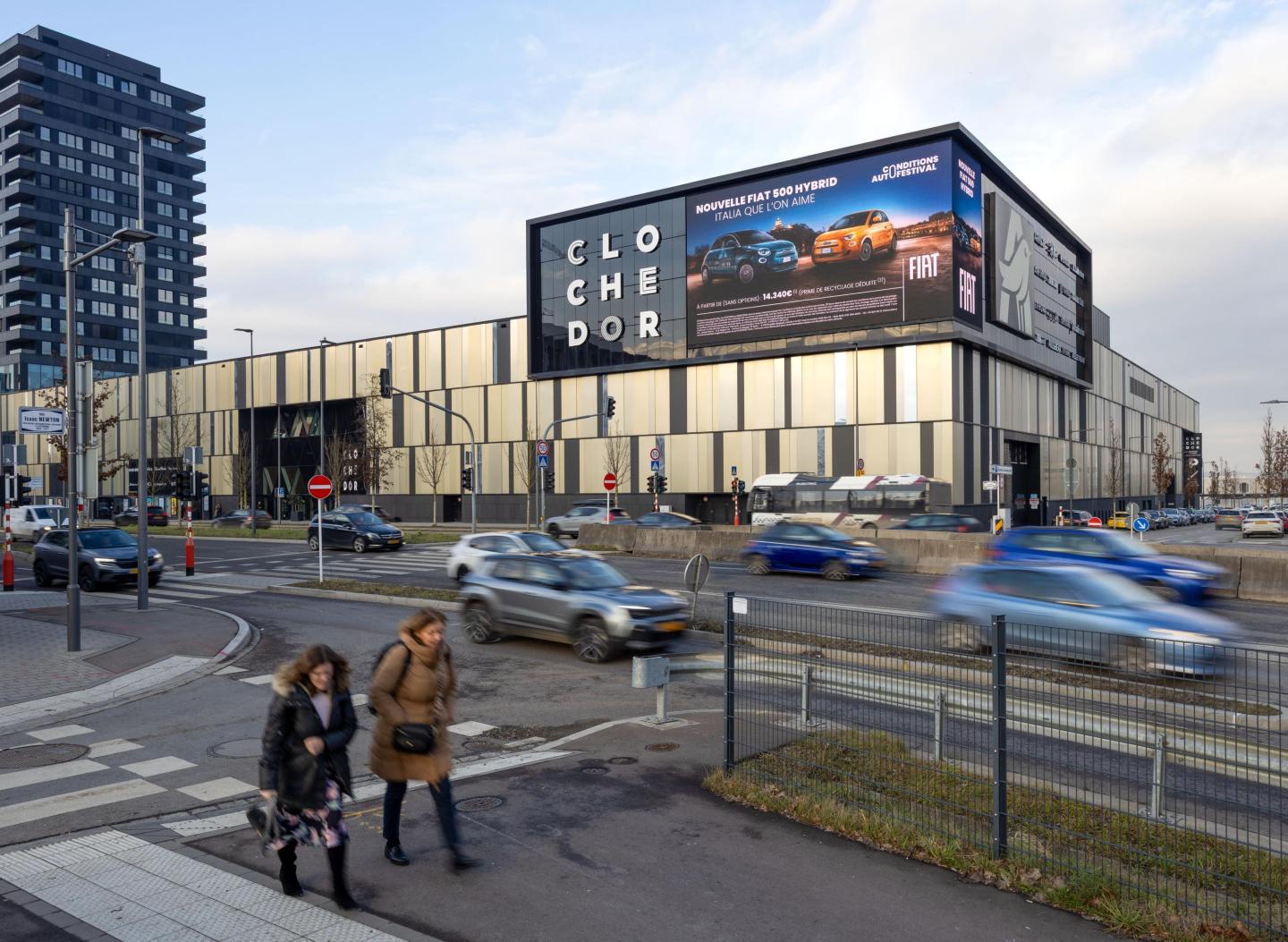 Auto festival- cloche d'Or- shopping mall- Luxembourg - expérience - 2026 - Big Led - Fiat