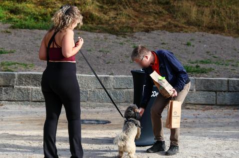 JCDecaux public restroom in Lötsjöparken photographed on World Dog Day, featuring facilities for both dogs and their owners