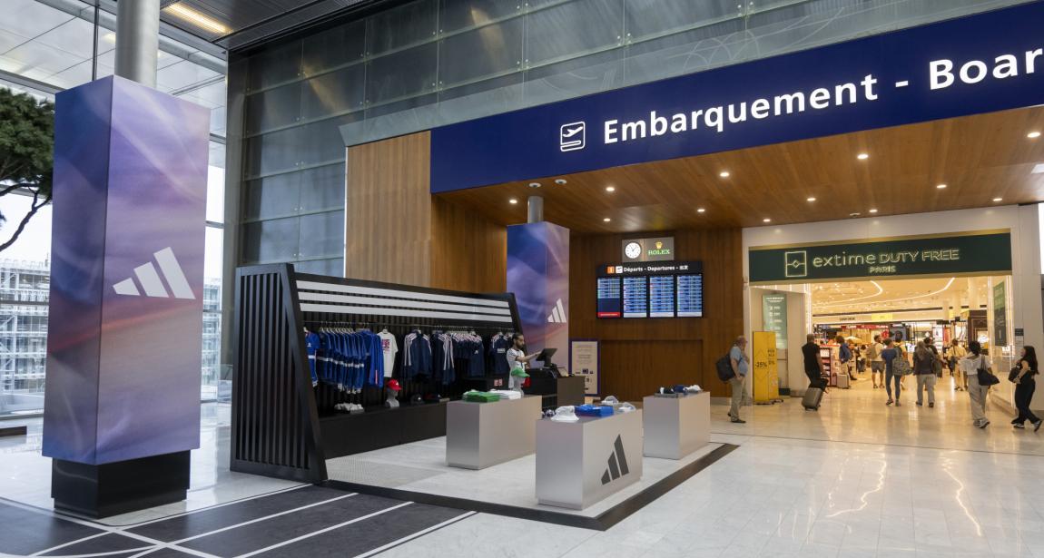 JCDecaux - Orly - Adidas - Shopping Podium