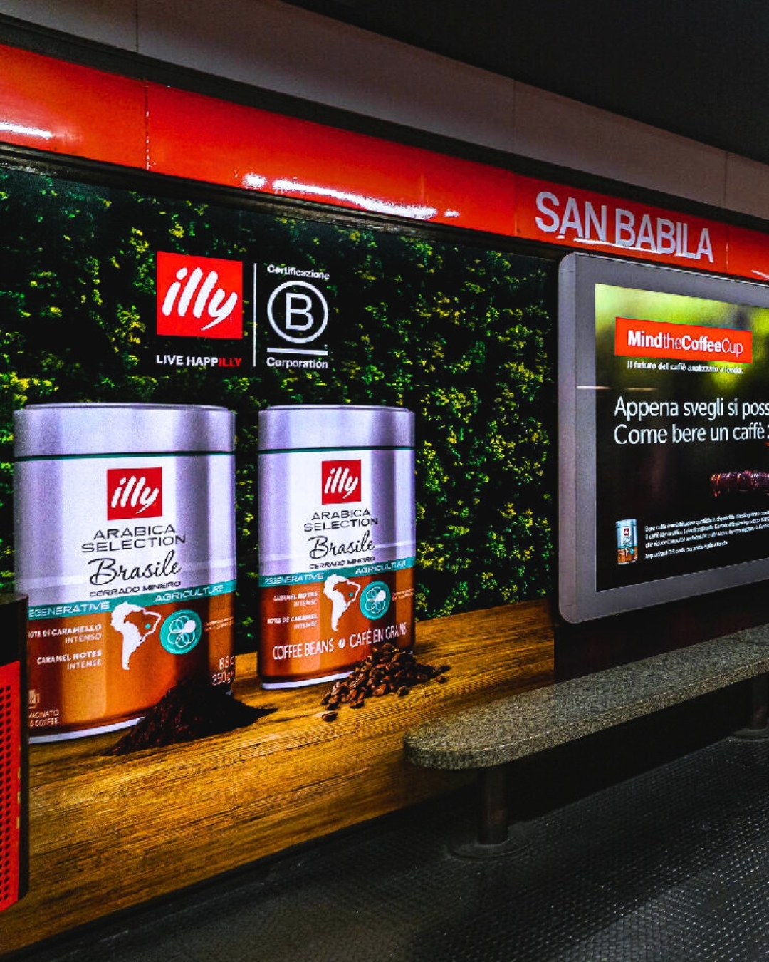 Illy Café - Milan - JCDecaux - Subway
