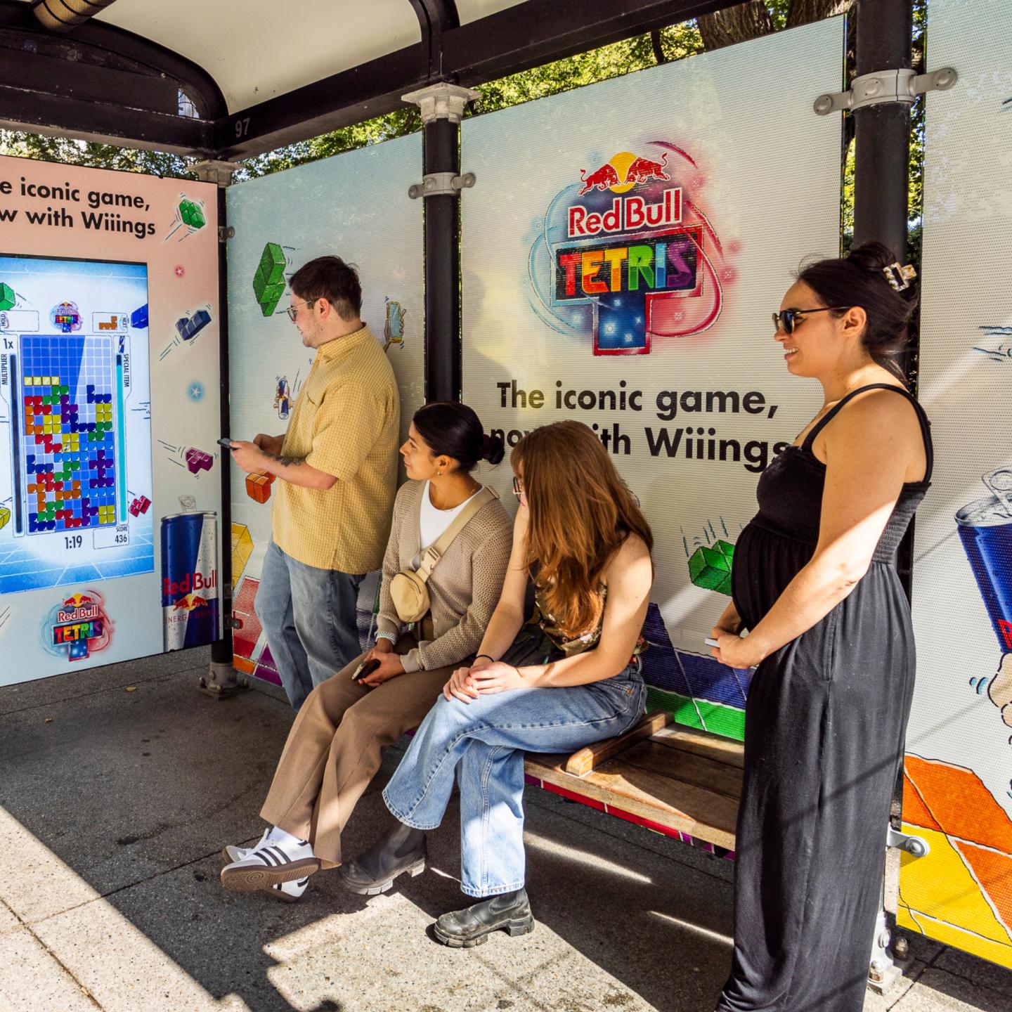 Interactive game on a JCDecaux Bus Shelter