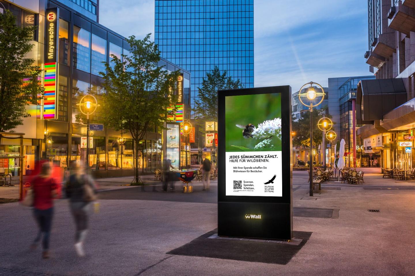 A panel in Germany by JCDecaux for Major Causes