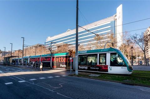 Un tranvía circulado por la ciudad de Barcelona.