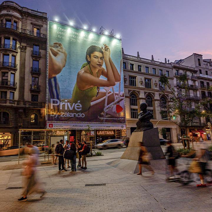 Lona de Zalando en Vía Laietana, Barcelona