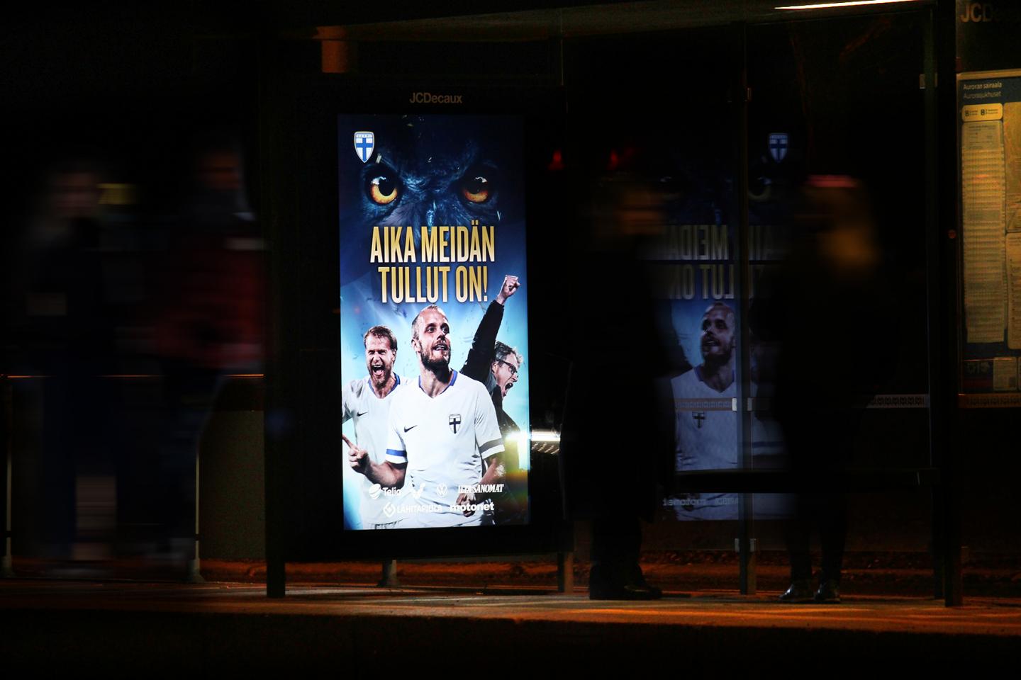 ulkomanos jossa lukee aika meidän tullut on jalkapallomaajoukkue