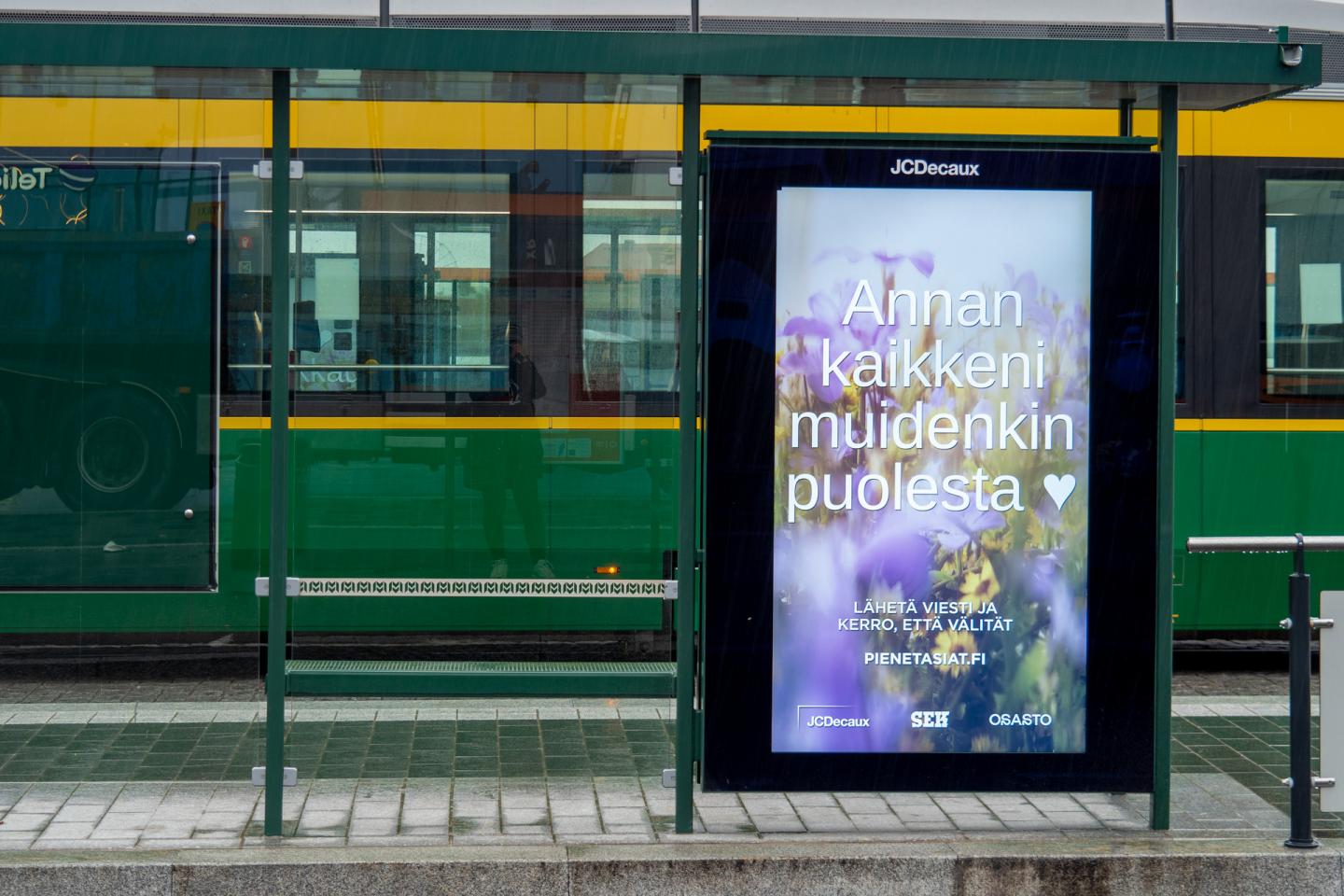 pienet asiat digitaalinen ulkomainos
