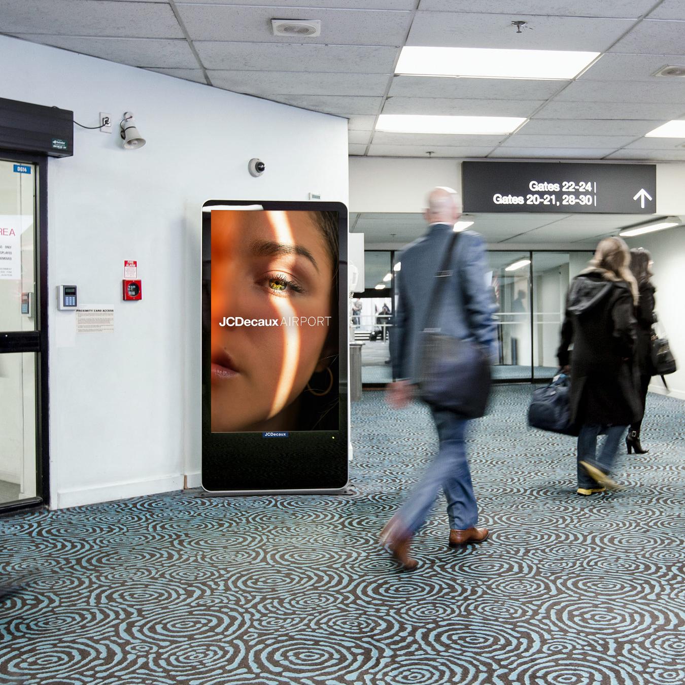 JCDecaux AIRPORT Digital Billboards