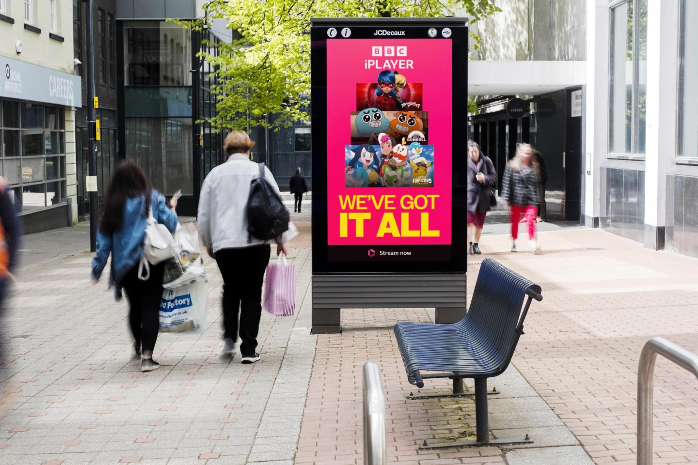 Leeds digital out-of-home street furniture advertising