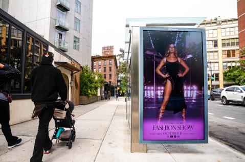 Live Stream Victoria's Secret NYC Bus Shelter JCDecaux OOH Advertising