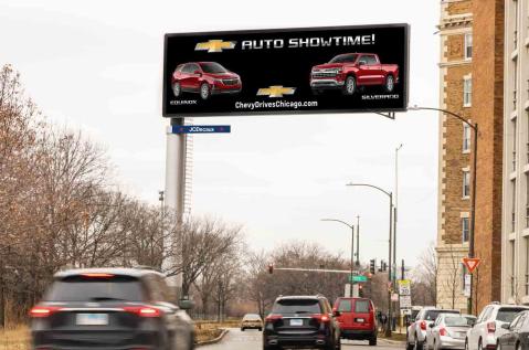Chevy JCDecaux OOH Advertising Digital Chicago Billboard