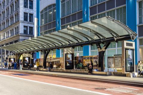 Wyoming Mavericks JCDecaux OOH Chicago Digital Advertising Premium Synched Shelter