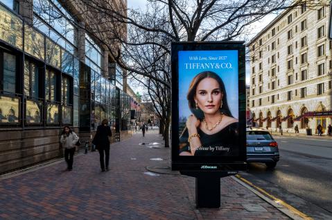 Tiffany Boston Digital Bus Shelter JCDecaux OOH