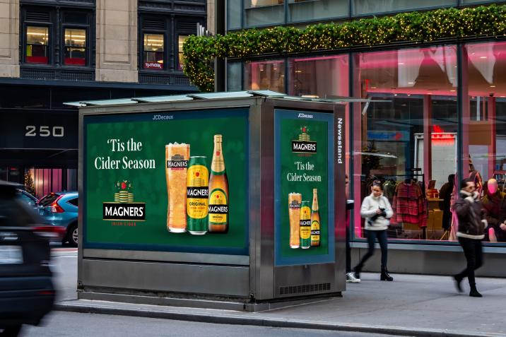 Magners Digital News Stand NYC OOH Advertising JCDecaux