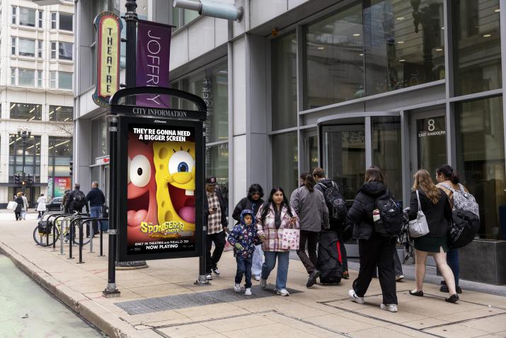 Spongebob Chicago JCDecaux OOH Street Advertising