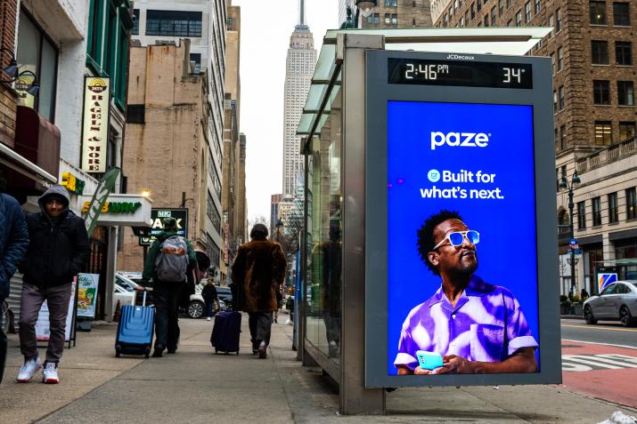 Paze NYC Digital Advertising NYC Bus Shelter OOH JCDecaux