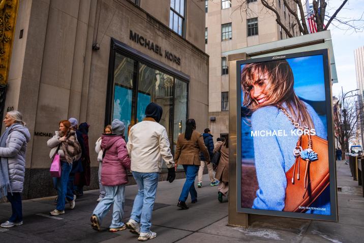 Micheal Kors New York JCDecaux Digital Bus Shelter OOH Advertising Fashion Week  