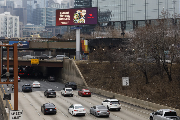 Door Dash Chicago Digital Billboard JCDecaux OOH Advertising