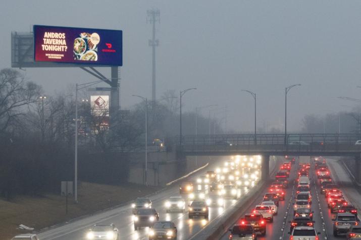 Door Dash JCDecaux OOH Digital Advertising Chicago Billboard