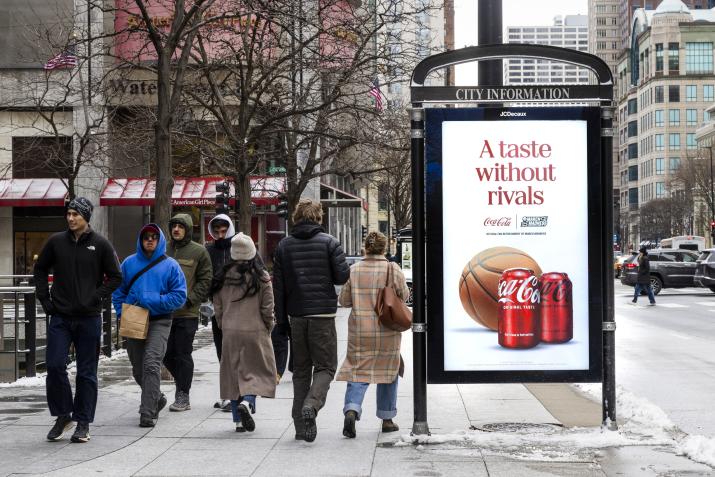 Chicago Digital Coca Cola March Madness JCDecaux OOH Advertising