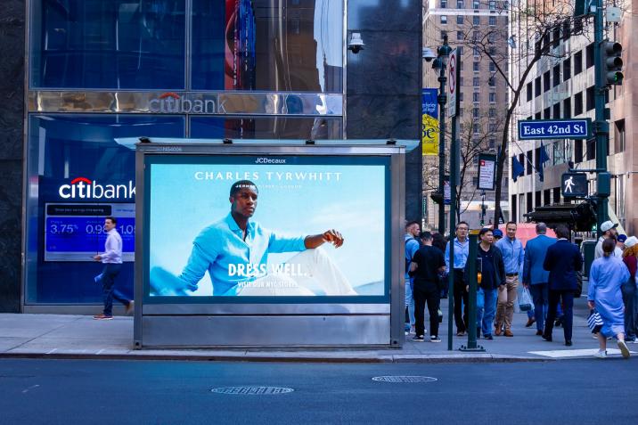 Charles Tyrwhitt NYC JCDecaux OOH Advertising Digital Newsstand