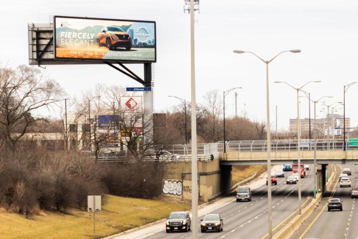 Nissan Frontier JCDecaux OOH Advertising Digital Chicago Billboard