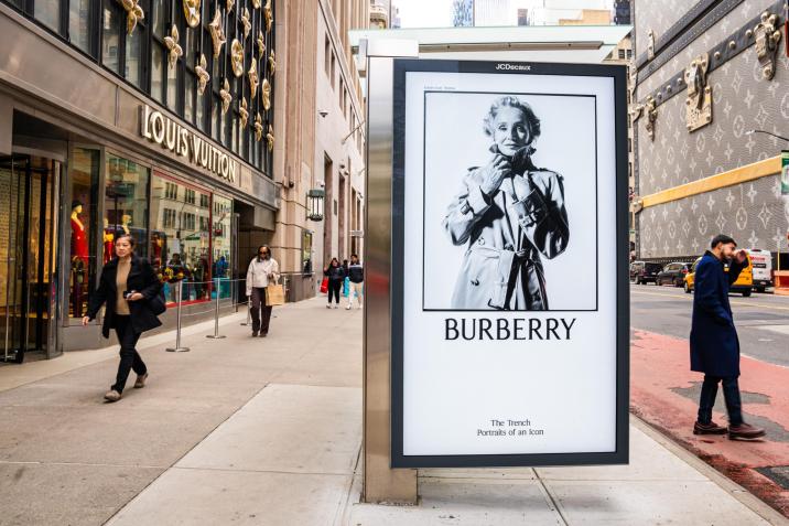 Burberry JCDecaux OOH Advertising Digital Bus Shelter NYC