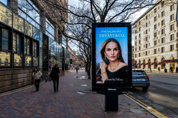 Tiffany Boston Digital Bus Shelter JCDecaux OOH