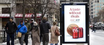 Chicago Digital March Madness Coca Cola JCDecaux OOH Advertising