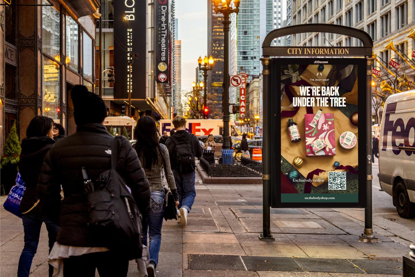 Cart.com Chicago Digital CIP JCDecaux OOH Advertising