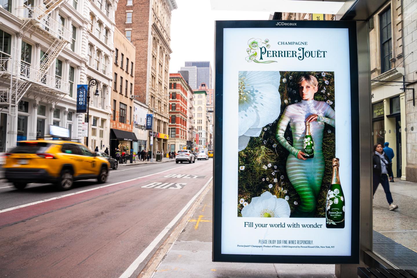 Perrier-Jouët NYC Digital Bus Shelter JCDecaux OOH 