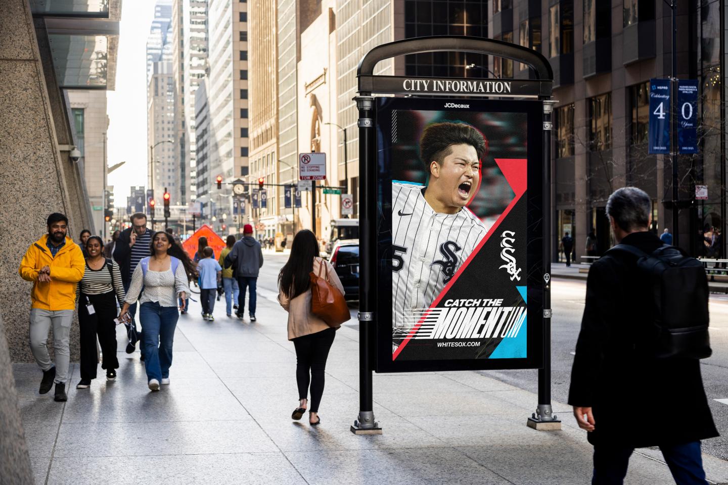 Chicago Digital Dodgers JCDecaux OOH Advertising