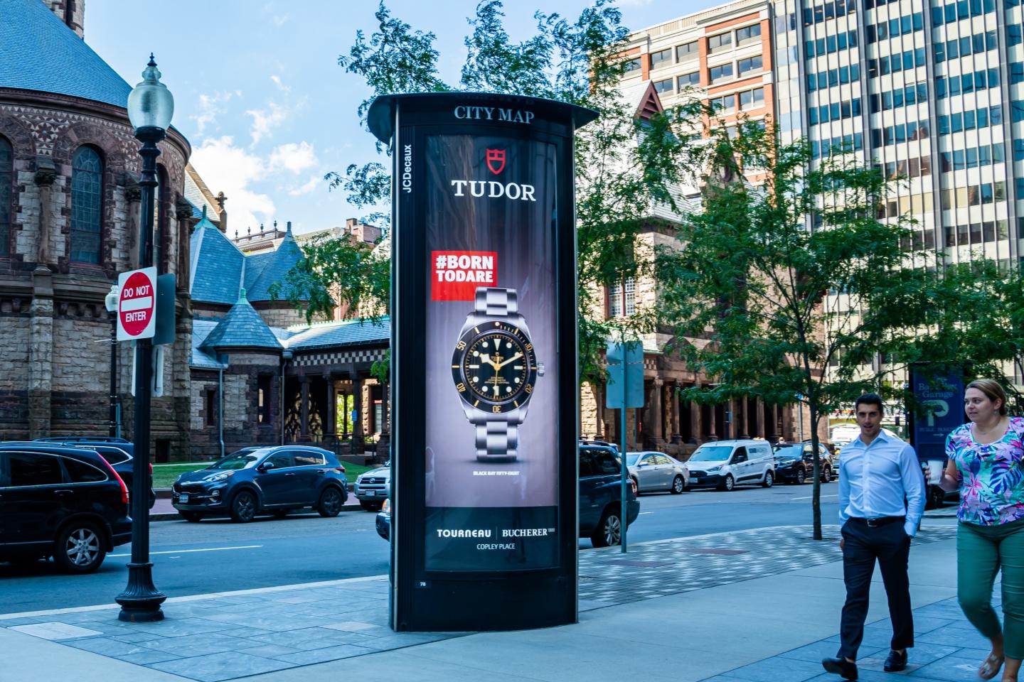 Tourneu JCDecaux Boston Static OOH Advertising