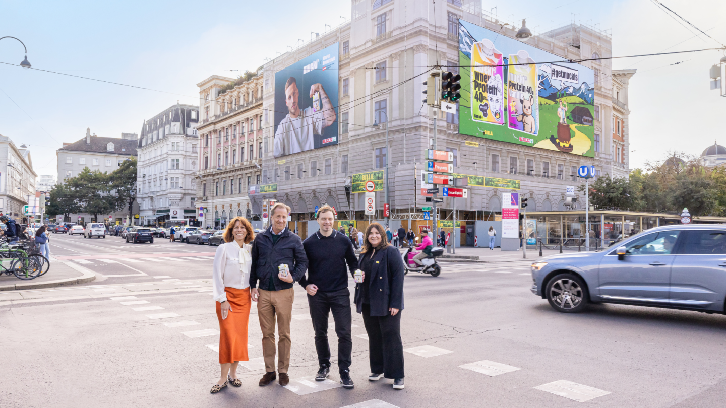 MEGAmover „Mucki Protein Molke“ am MEGAgerüst Universitätsring